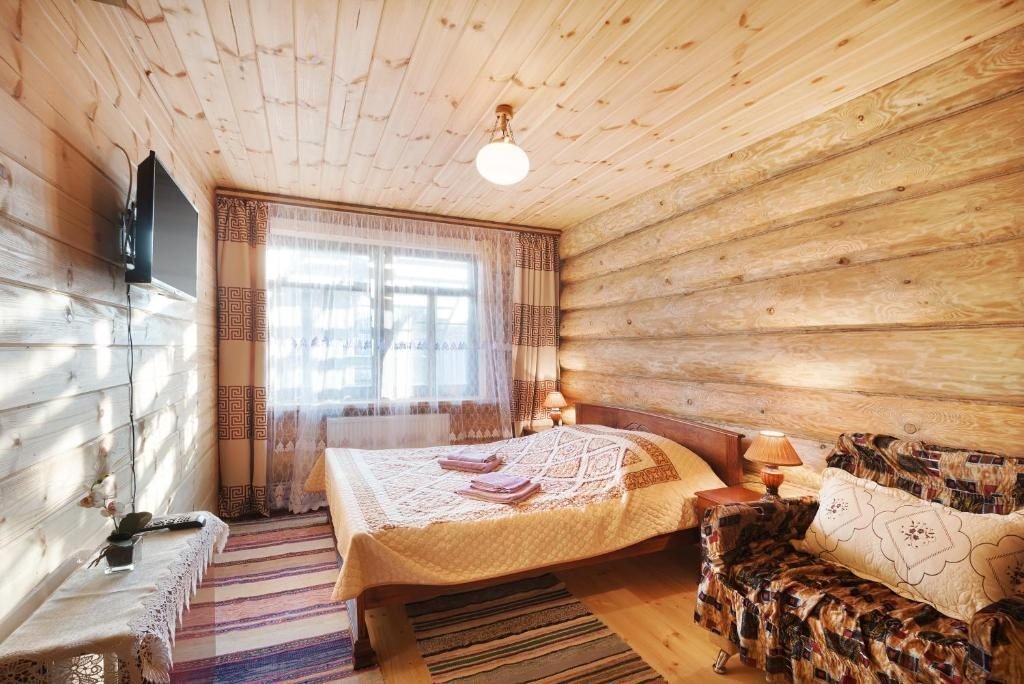 Гостевой дом на Кремлевском берегу Суздаль, Улучшенный номер с кроватью размера KING-SIZE