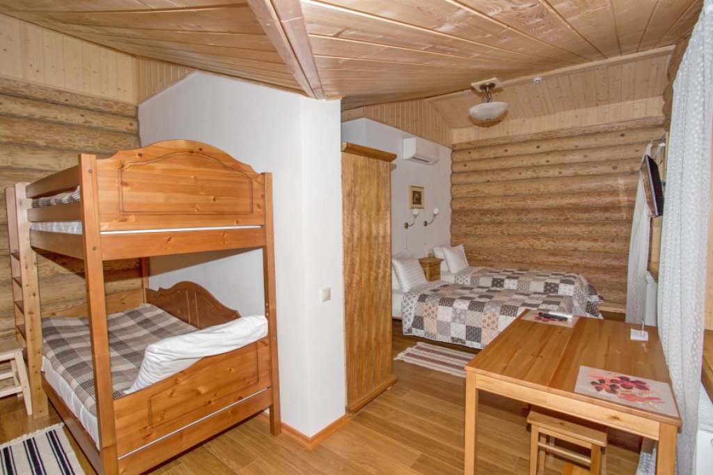Мини-гостиница Усадьба на Спасской Суздаль, Семейный номер с доп местом для подростка